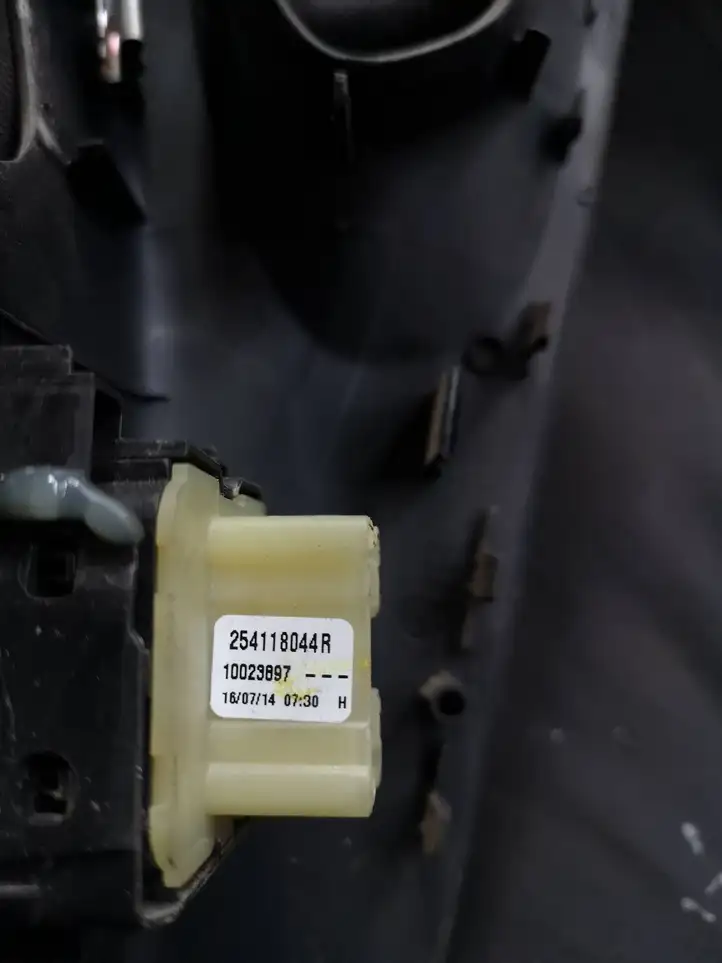 Renault Trafic III (X82) (2014 - ) 254118044R Блок кнопок стеклоподъемников — фото 5