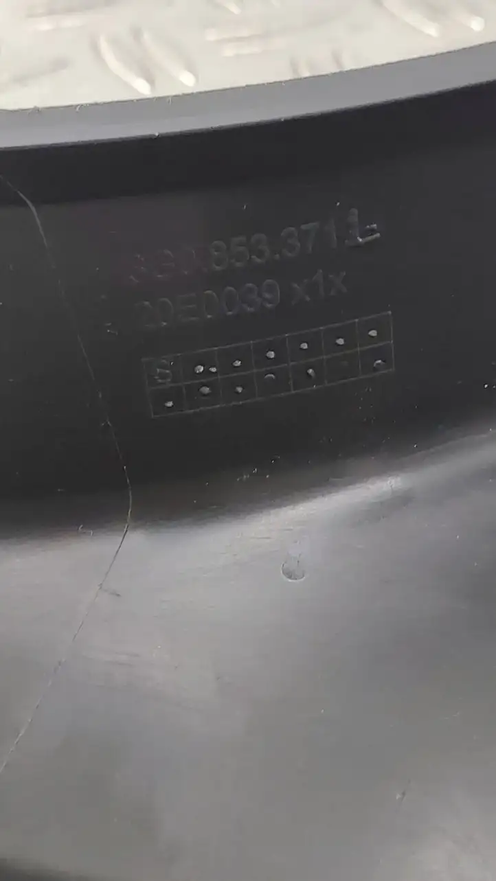 Volkswagen PASSAT B8 (2015 - ) 3G0853371L Внутренняя отделка переднего порога — фото 2