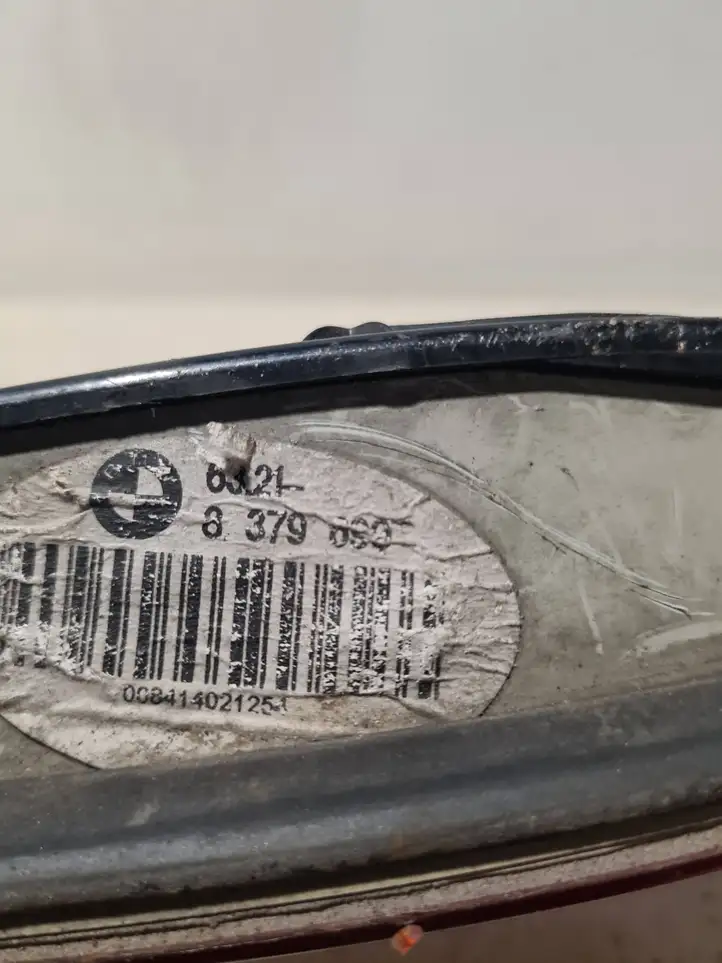 BMW 7 E65 E66 (2001 - 2008) 8379690 Задний фонарь в крышке багажника — фото 6