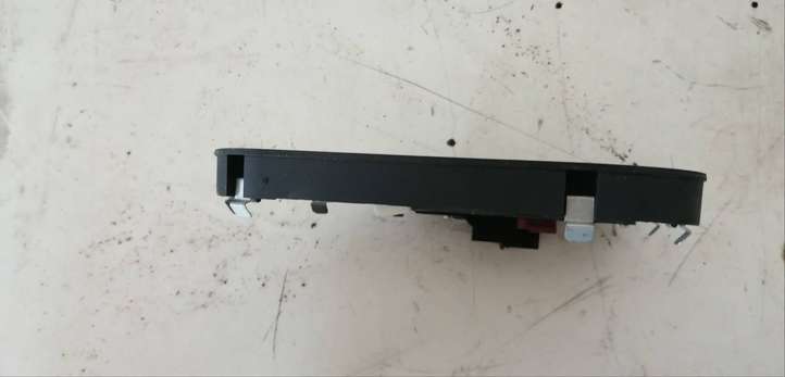 BMW 5 E39 (1996 - 2003)  7060695 Отделка рычага переключения передач (кожа, головка)