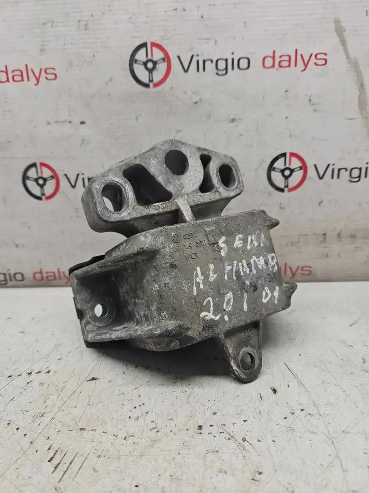 Seat Alhambra (Mk1) (2000 - 2010) 1K0199555 Опора двигателя — фото 1