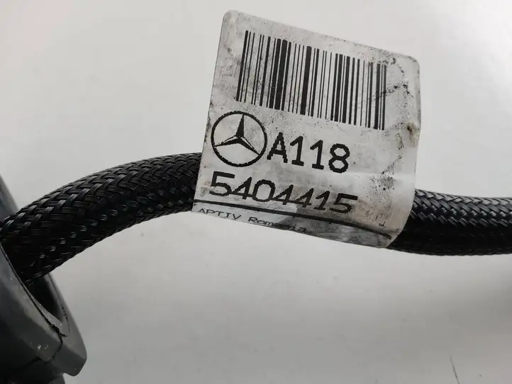 Mercedes-Benz CLA C118,X118 (2019 - ) A1185404415 Проводка передней двери — фото 3