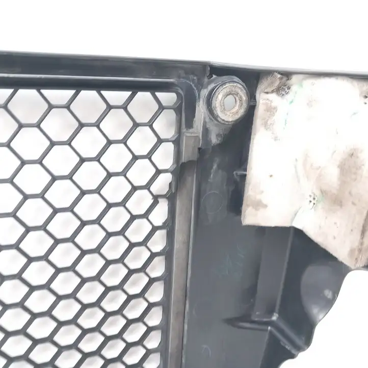 Toyota Hilux (AN10, AN20, AN30) (2008 - 2011) 126010L050 Крышка двигателя декоративная — фото 3