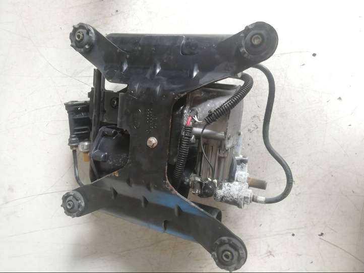Land Rover Range Rover (2005 - 2009)  6H42190525CD Воздушный компрессор