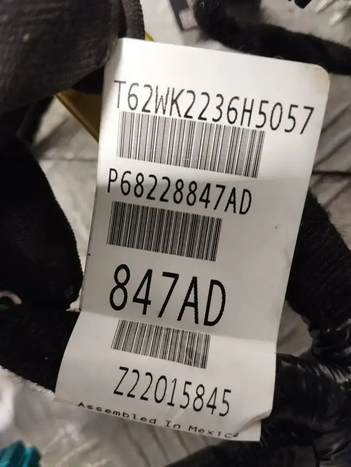 Chrysler Pacifica (2016 - ) 68234612AE Прочая электропроводка — фото 7