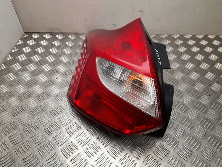 Ford Focus (2011 - 2015) BM5113404BL Задний фонарь в кузове — фото 1