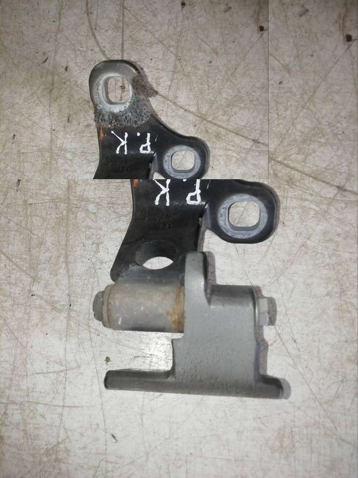 Land Rover Range Rover (2005 - 2009)  70254479 Нижняя петля передней двери