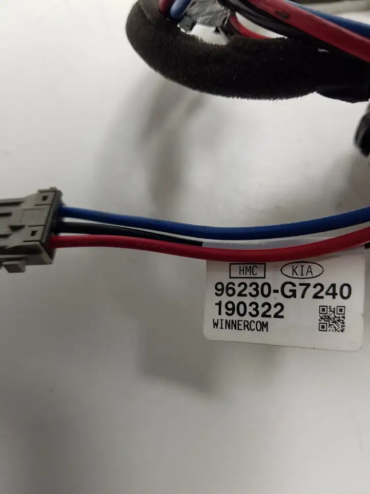 Hyundai Ioniq (2016 - ) 96210G2240YT3 GPS антенна — фото 2