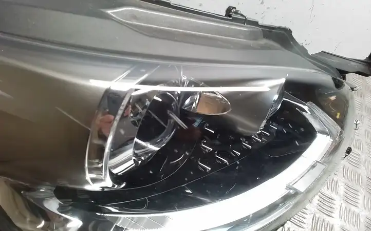 Lexus LS 460 - 600H (2012 - 2019) Передняя фара — фото 2