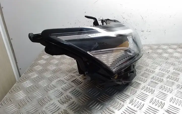 Lexus CT 200H (2010 - 2013) 3473900 Передняя фара — фото 2