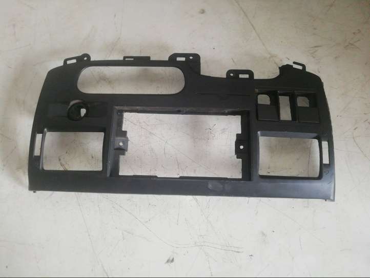 Ford Transit (2006 - 2013)  6C11V047A04 Отделочный щит панели (центральный)