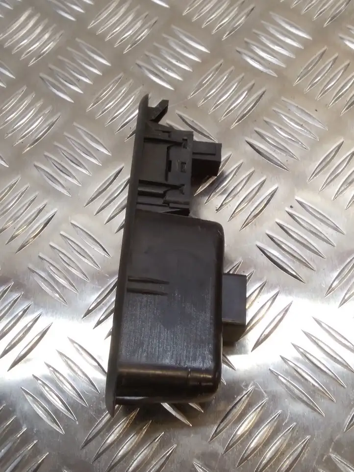 Peugeot 5008 (2009 - 2013) 96759764ZD Блок кнопок стеклоподъемников — фото 3