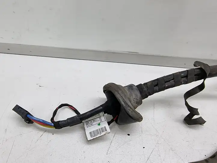 BMW 5 F10 F11 (2009 - 2016) 9247914 Прочая электропроводка — фото 3