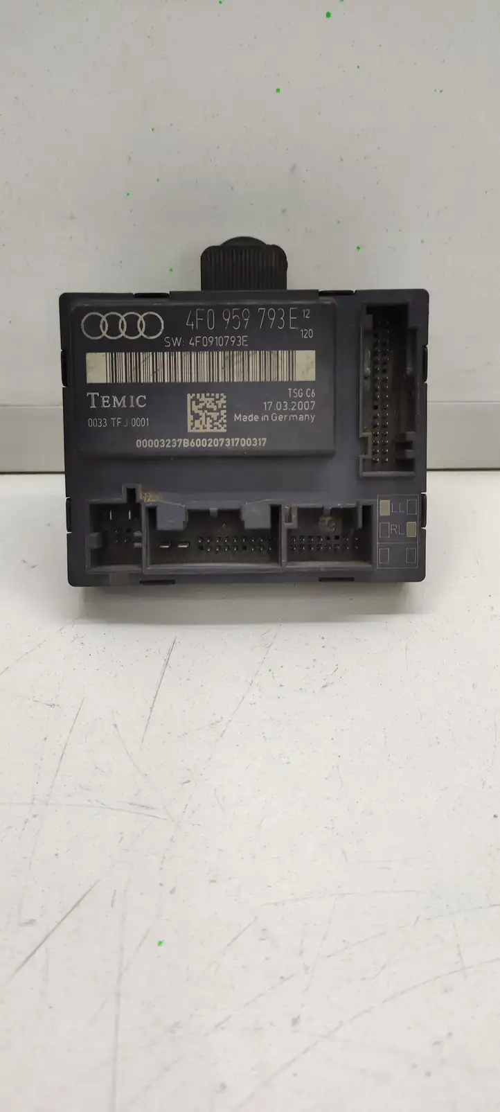 Audi A6 S6 C6 4F (2004 - 2008) 4F0959793E Блок управления дверью — фото 1