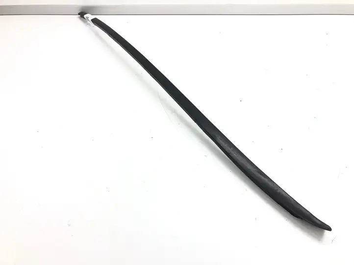 Volkswagen PASSAT B6 (2005 - 2010) 3C0854328A Накладка стоек лобового стекла — фото 1