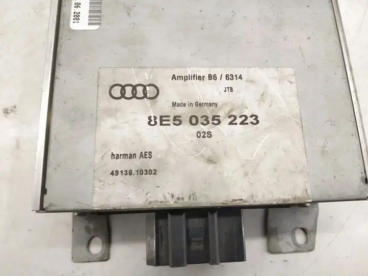 Audi A4 S4 B6 8E 8H (2000 - 2006) 8E5035223 Усилитель звука — фото 4