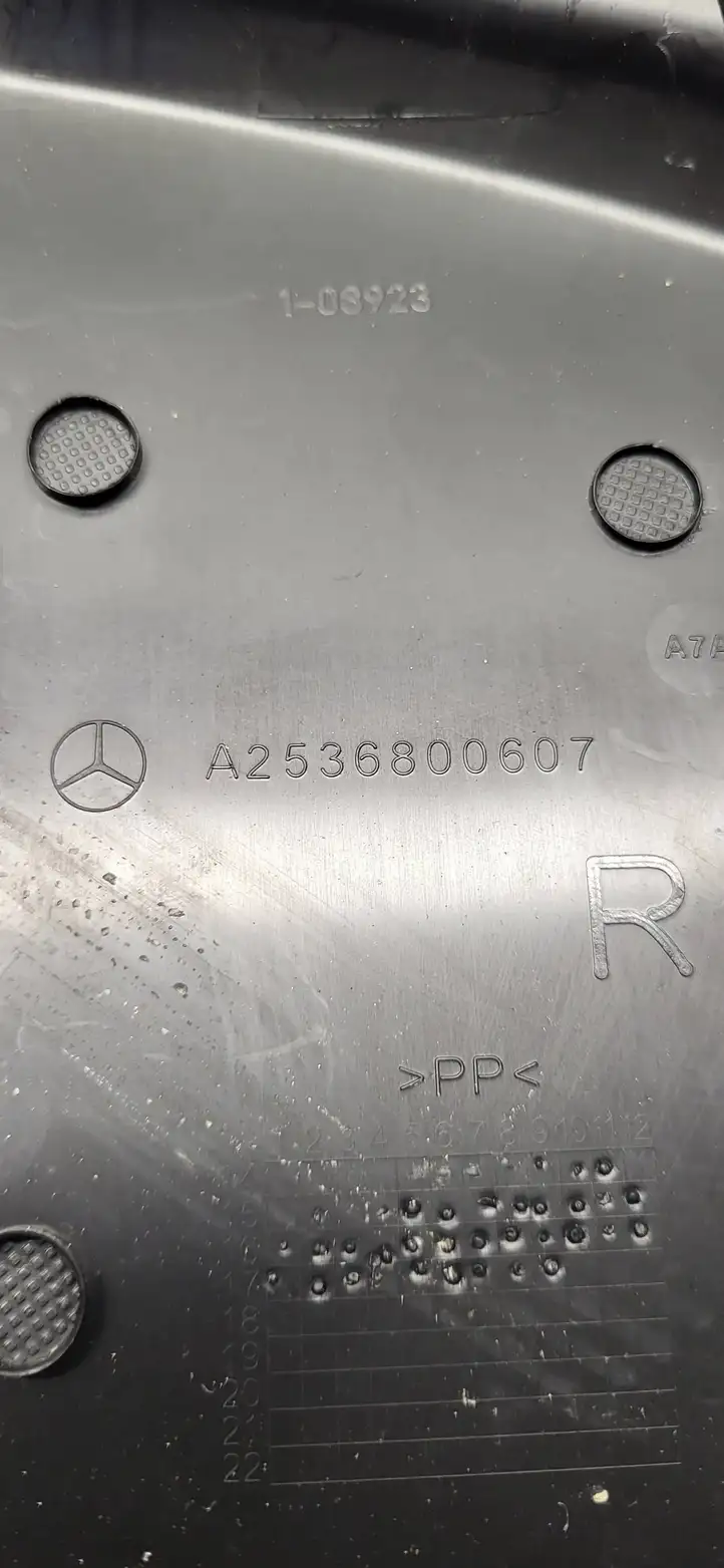 Mercedes-Benz GLC X253/C253 (2015 - ) A2536800607 Прочие детали салона — фото 3