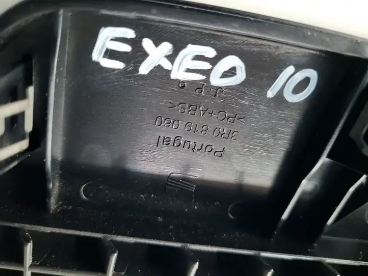 Seat Exeo (3R) (2008 - 2013) Прочие детали салона — фото 5