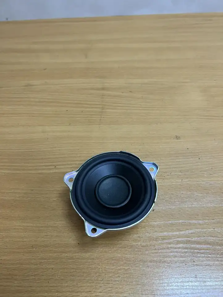 Jaguar F-Pace (2016 - )  GX7318808BA Громкоговоритель низкой частоты