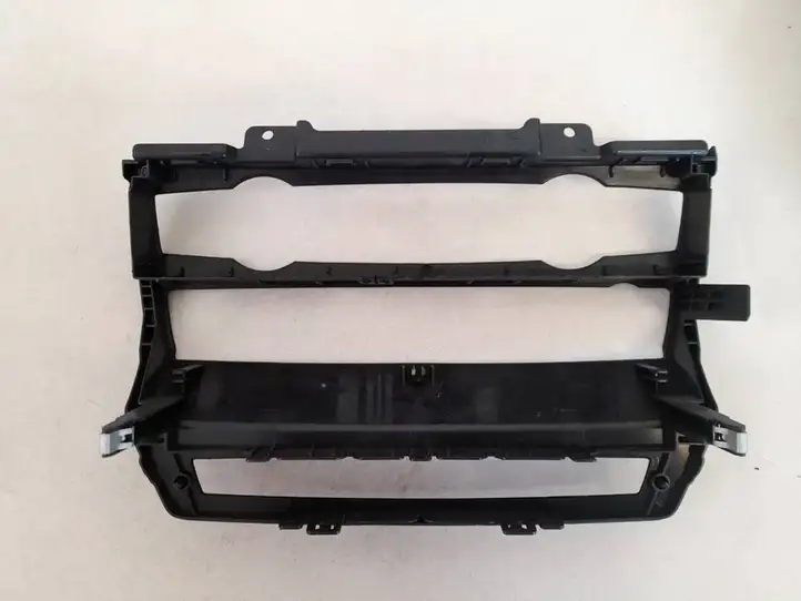 BMW X5M E70 (2010 - 2013) 5145716179704 Прочие детали салона — фото 3