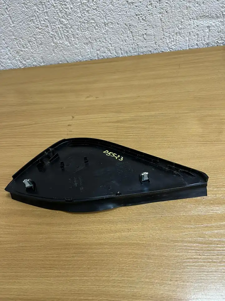 BMW 7 F01 F02 F03 F04 (2008 - 2016)  07374000 Другая деталь салона