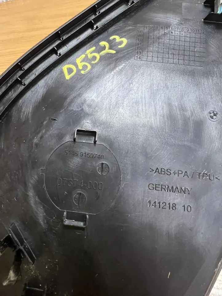 BMW 7 F01 F02 F03 F04 (2008 - 2016)  07374000 Другая деталь салона