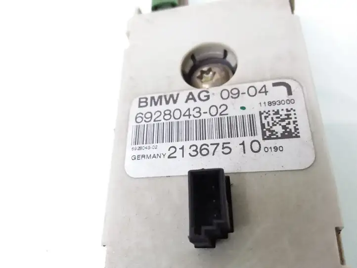 BMW 5 E60 E61 (2004 - 2010) 6928043 Усилитель антенны — фото 3