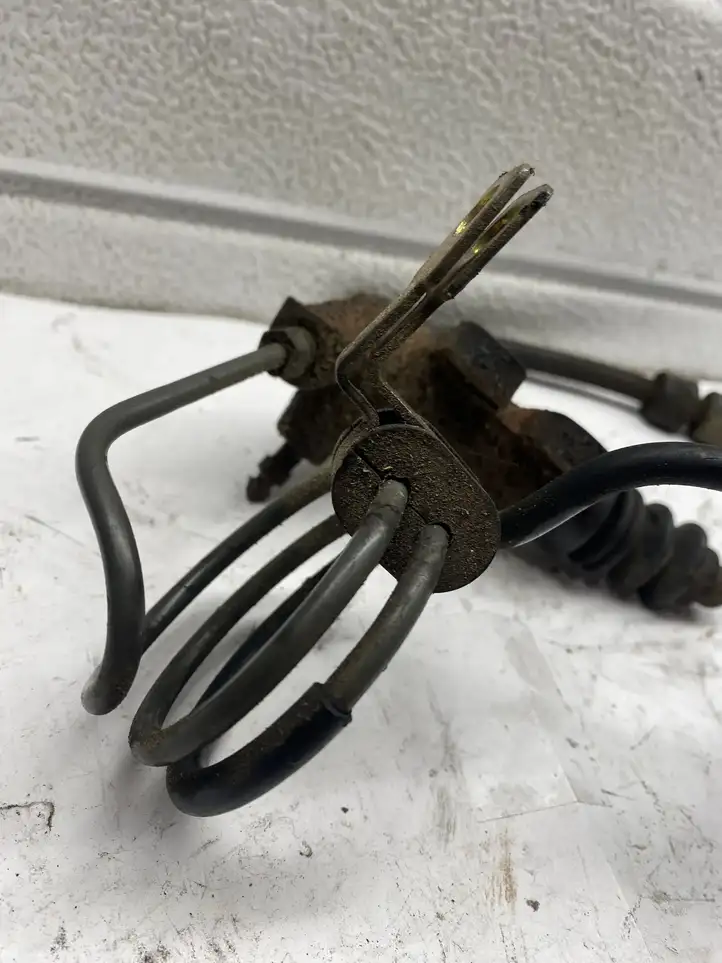 Ford Mondeo Mk III (2000 - 2007)   Другая деталь салона