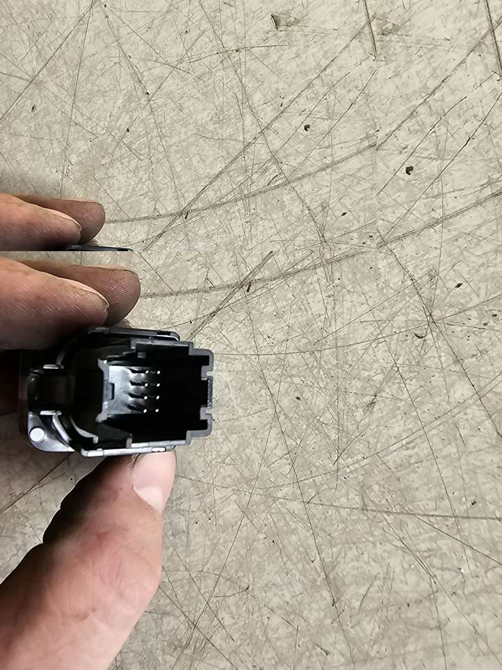 Chevrolet Corvette (2014 - 2019)  22774052 Включатель зажигания и стартера