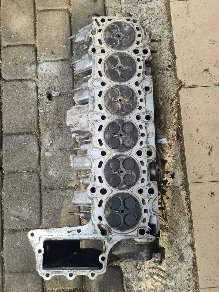 BMW X5 E70 (2006 - 2013) 7792753 Головка блока цилиндров — фото 3