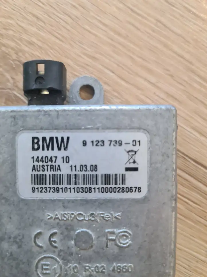 BMW 5 F10 F11 (2009 - 2016) 9123739 USB модуль — фото 3