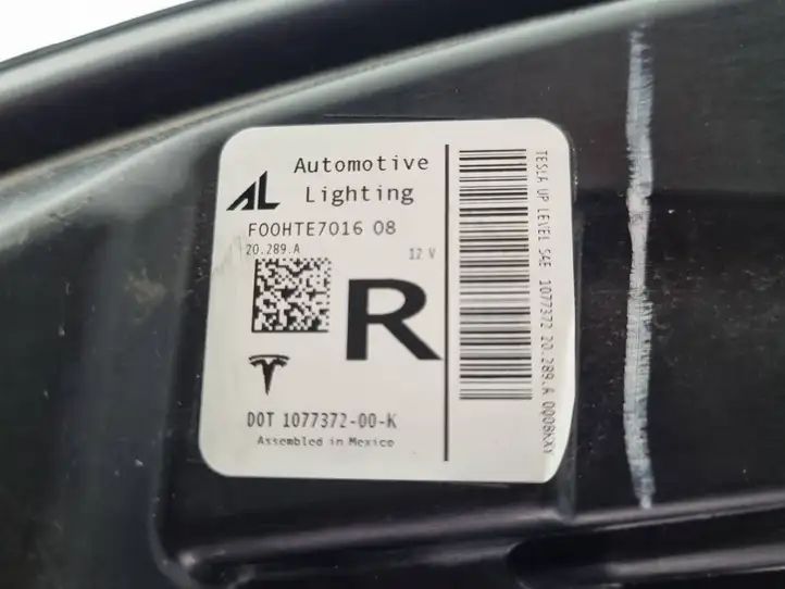 Tesla Model 3 (2017 - 2023) F00HTE701608 Передняя фара — фото 5