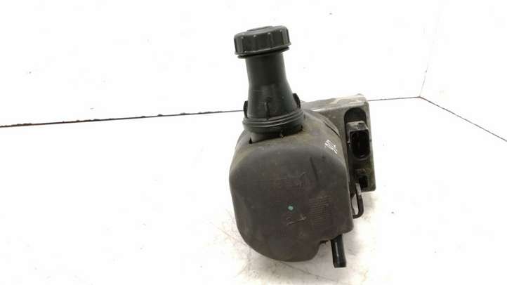 Citroen C6 (2005 - 2012)  9682597180 Насос усилителя руля (гур)