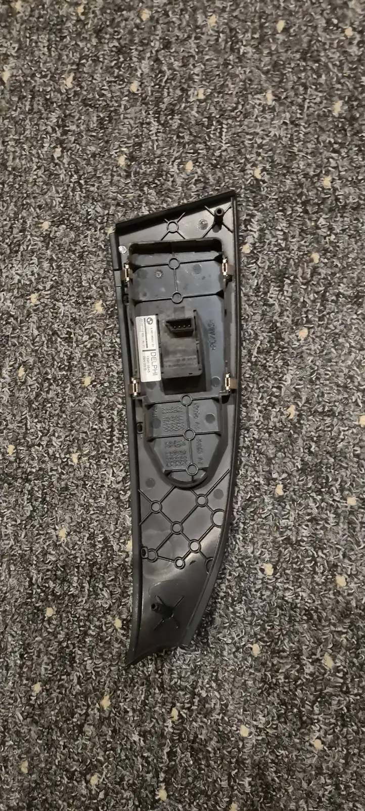BMW 5 E60 E61 (2004 - 2010) 6951956 Кнопка стеклоподъемников — фото 2