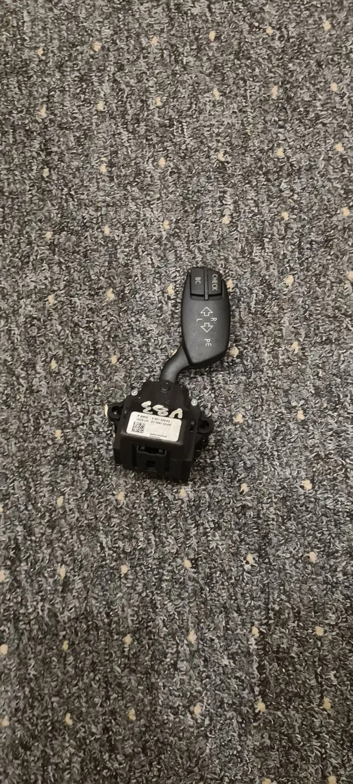 BMW 5 E60 E61 (2004 - 2010) 6951349 Подрулевой переключатель — фото 1