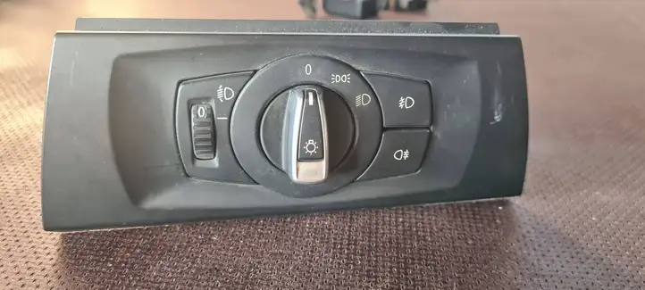 BMW 3 E90 E91 (2005 - 2012) 9169405 Включатель фонарей — фото 1