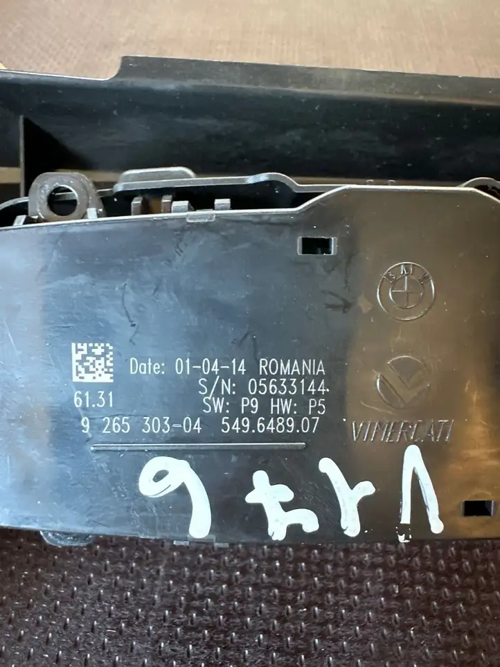 BMW 3 F30 F35 F31 (2012 - 2018) 9265303 Включатель фонарей — фото 2