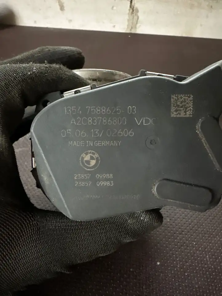 BMW 3 F30 F35 F31 (2012 - 2018) 7588625 Дроссельная заслонка — фото 3