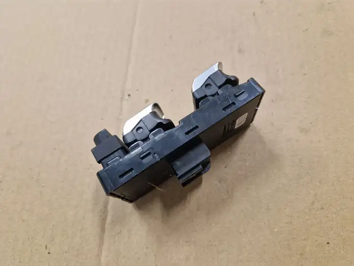 Audi A3/S3 8V (2012 - 2016) 8V0959851L Кнопка стеклоподъемников — фото 2