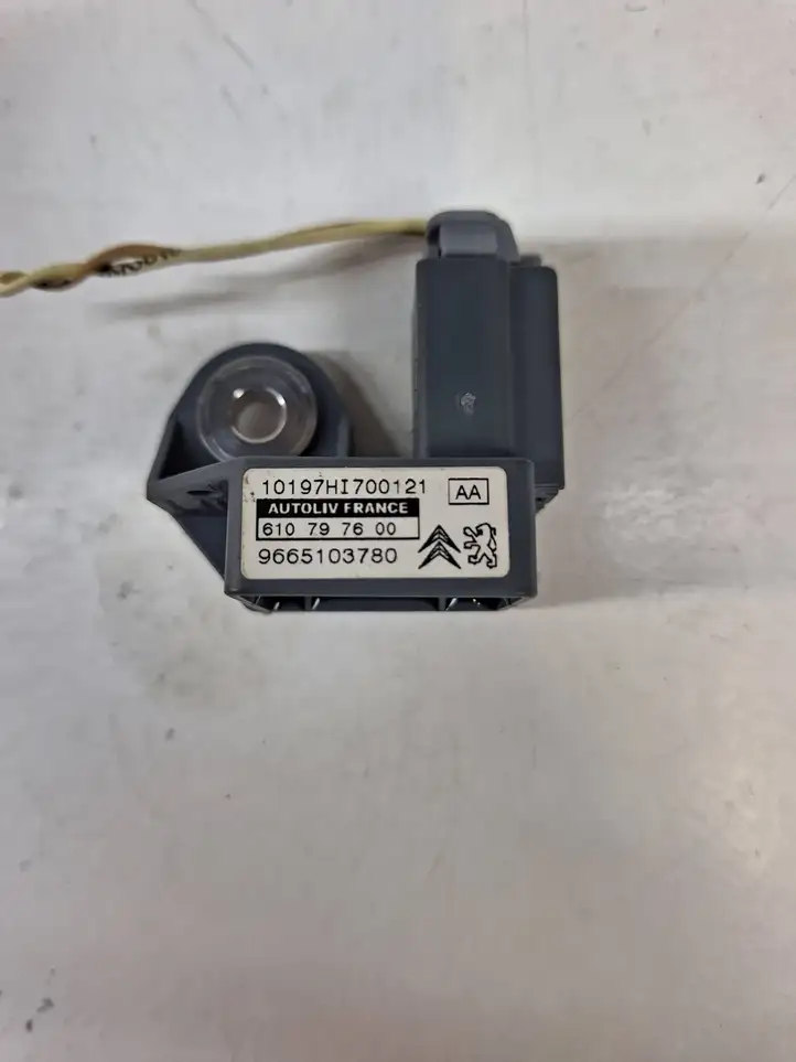 Citroen C4 I Picasso (2006 - 2013) 610797600 Датчик удара SRS — фото 3