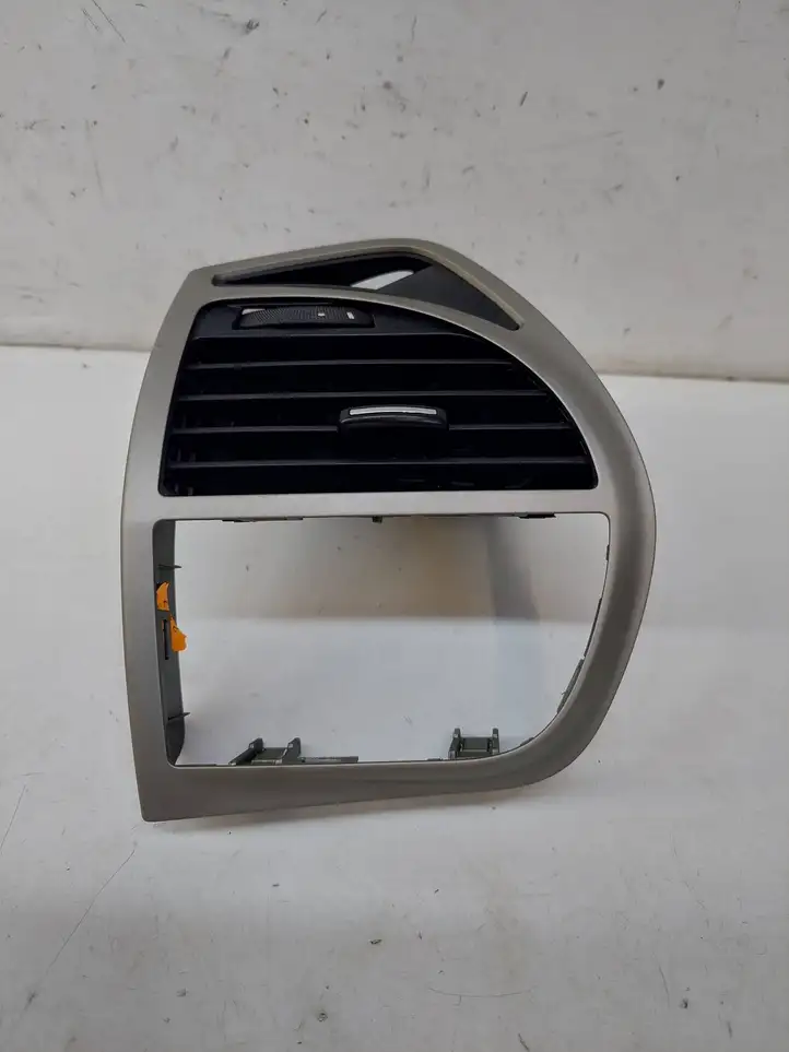 Citroen C4 I Picasso (2006 - 2013) 303797ab Боковой воздушный дефлектор — фото 1
