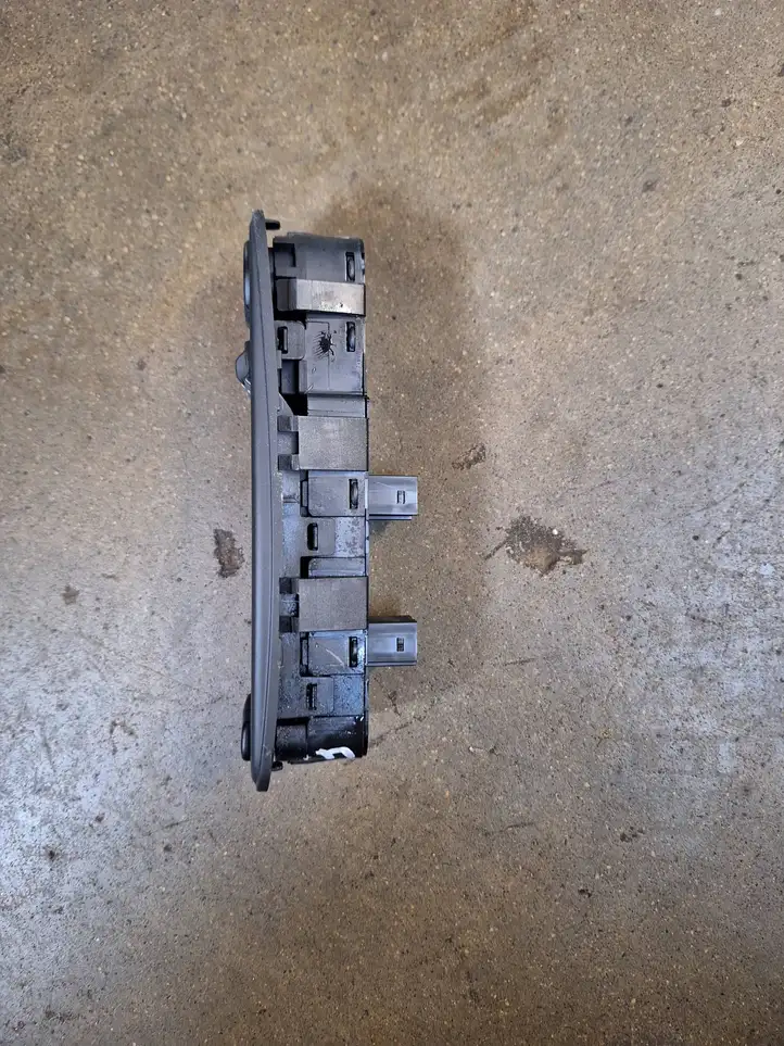 Citroen C4 I Picasso (2006 - 2013) 96639383ZD Блок кнопок стеклоподъемников — фото 2