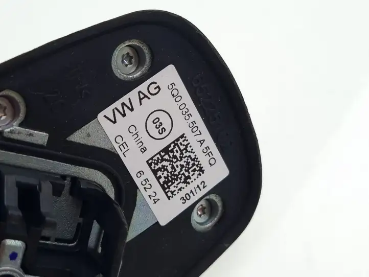 Volkswagen Golf VII (2013 - 2019) 5Q0035507A GPS антенна — фото 3