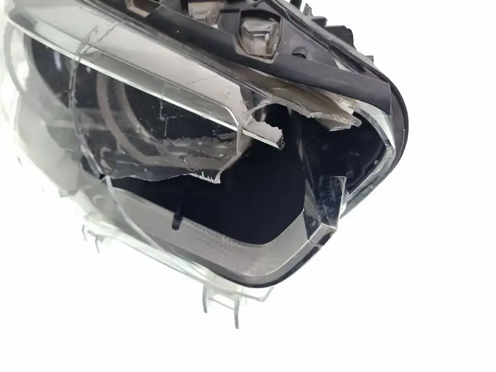 BMW 3 F30 F35 F31 (2012 - 2018) 7471340 Передняя фара — фото 4