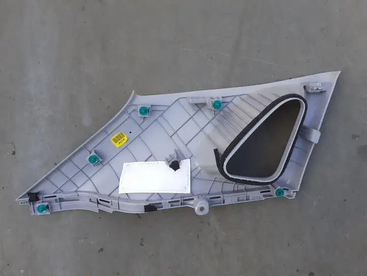 Hyundai Kona I (2017 - 2022) Прочие детали салона — фото 1