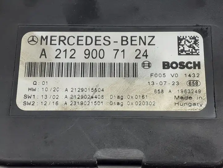 Mercedes-Benz E W212 (2009 - 2016) A2129007124 Блок предохранителей — фото 3