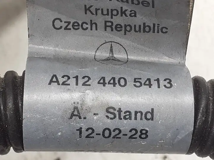 Mercedes-Benz E W212 (2009 - 2016) A0009052702 Минусовой провод аккумулятора — фото 3