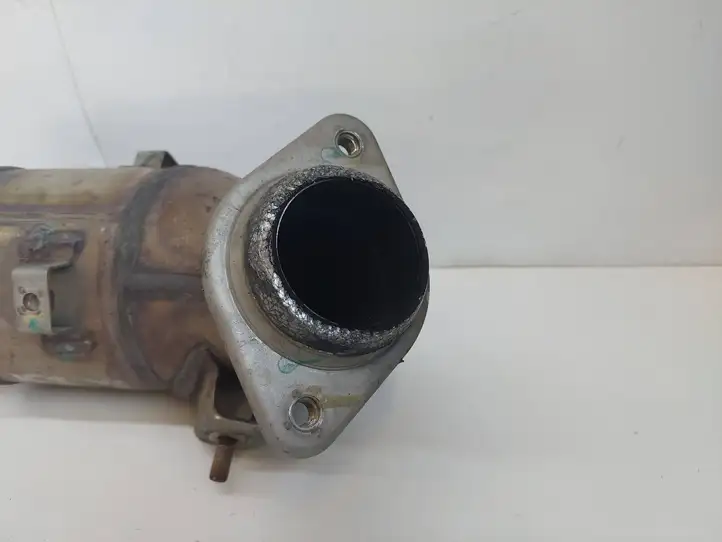 Toyota Auris 150 (2006 - 2012) 0R010 Катализатор / DPF / FAP — фото 2