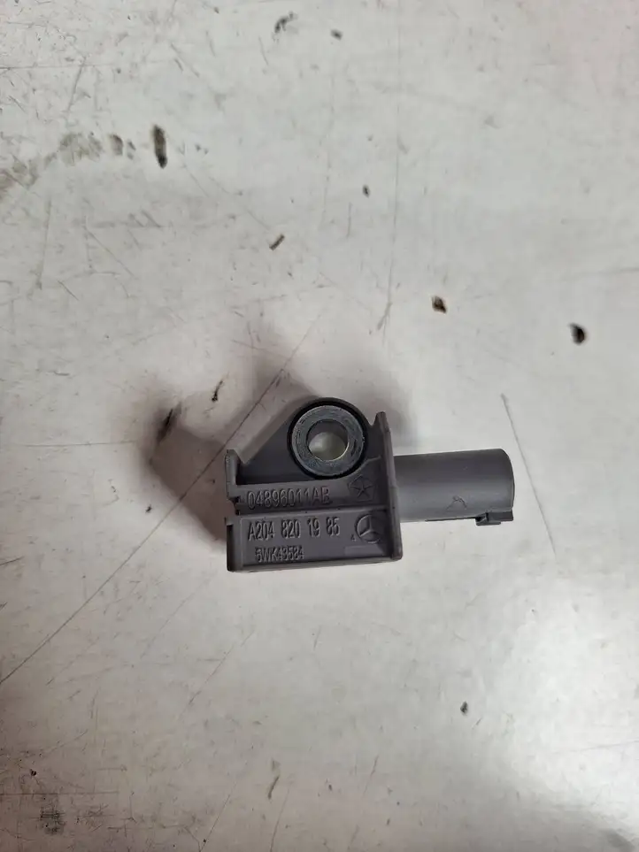 Mercedes-Benz C W204 (2007 - 2014) A2048201985 Датчик удара SRS — фото 4