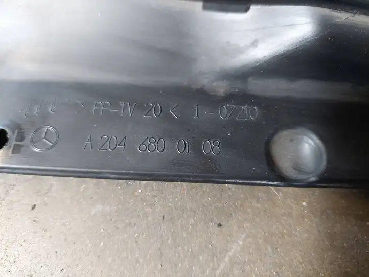 Mercedes-Benz C W204 (2007 - 2014) A2046800108 Нижняя отделка панели приборов — фото 3